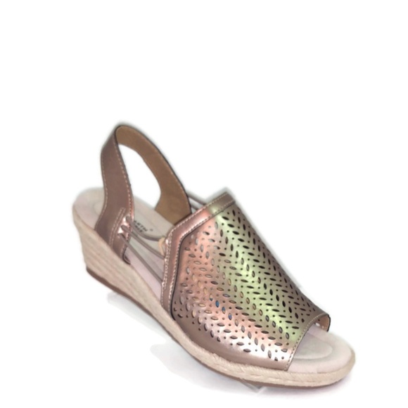 earth spirit wedge sandals